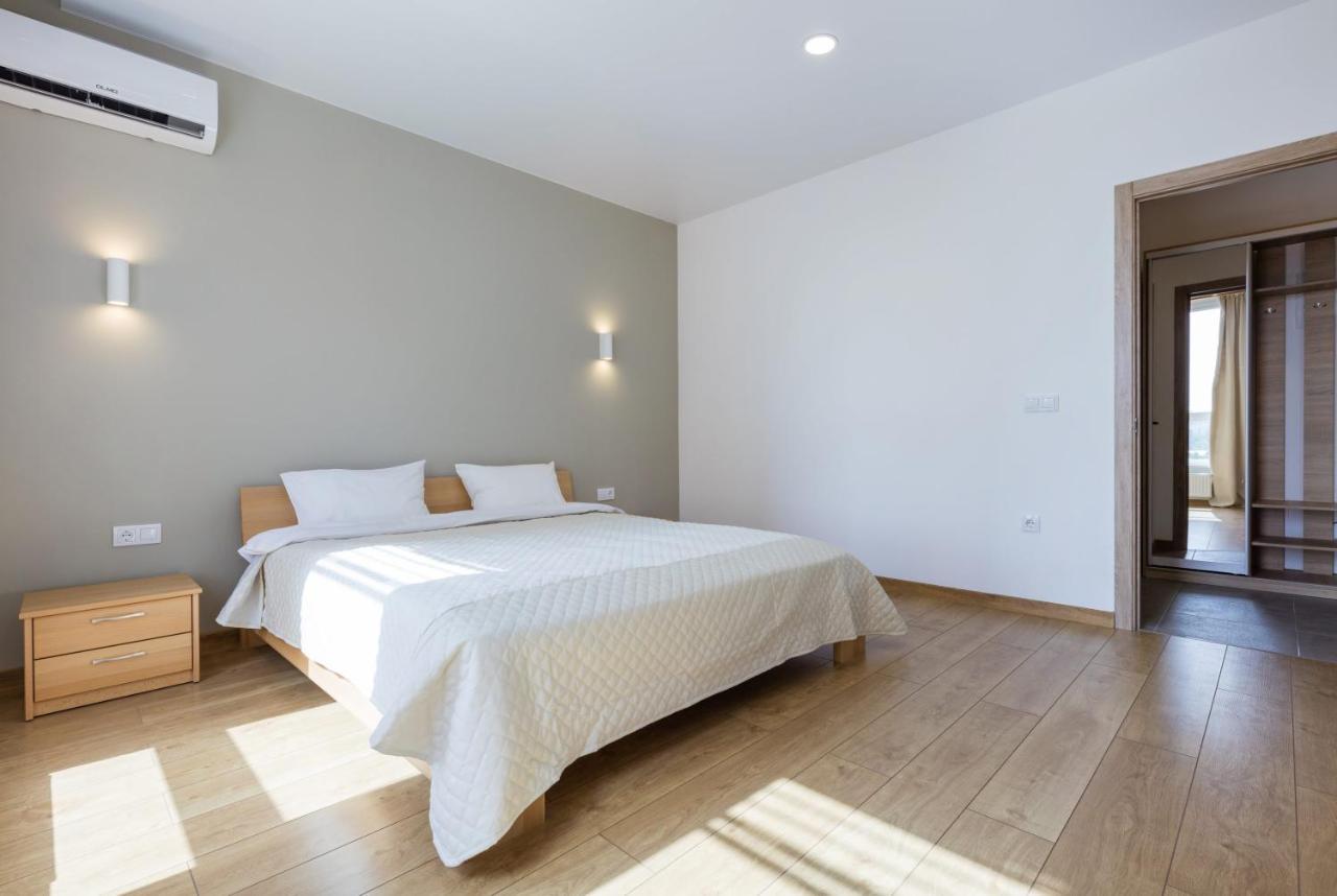Nyvky Like Home - Nyvky Park - Apt 45 Киев Экстерьер фото